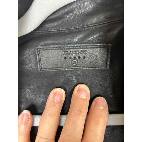 Blank NYC womens small black faux leather biker jacket moto boho long sleeve zip - Picture 5 of 9